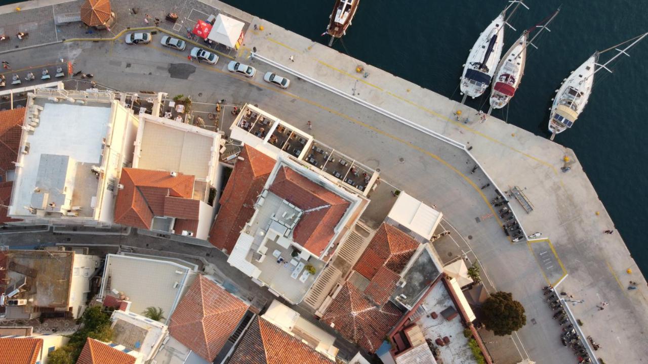 The Manessi City Boutique Hotel Poros Town Ngoại thất bức ảnh