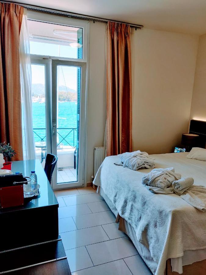 The Manessi City Boutique Hotel Poros Town Ngoại thất bức ảnh