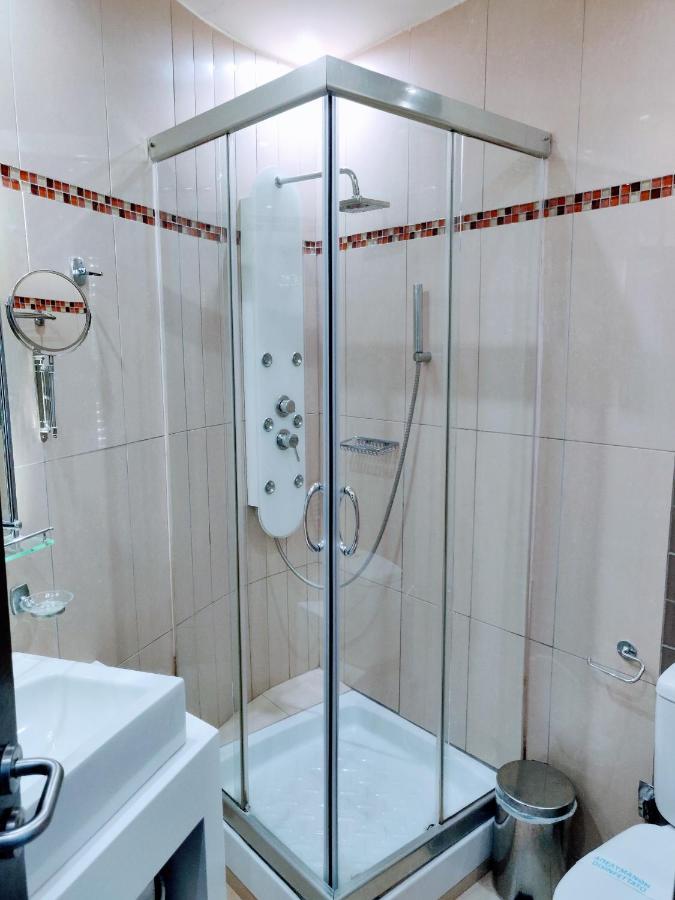 The Manessi City Boutique Hotel Poros Town Ngoại thất bức ảnh