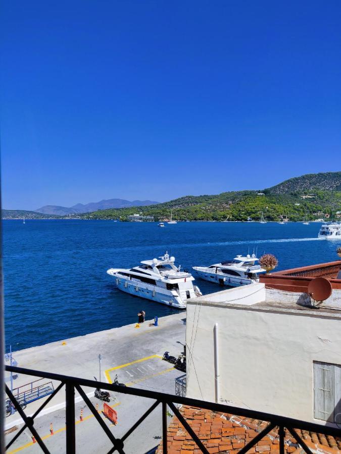 The Manessi City Boutique Hotel Poros Town Ngoại thất bức ảnh