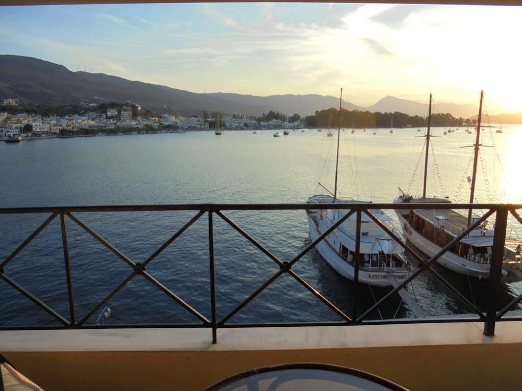The Manessi City Boutique Hotel Poros Town Ngoại thất bức ảnh